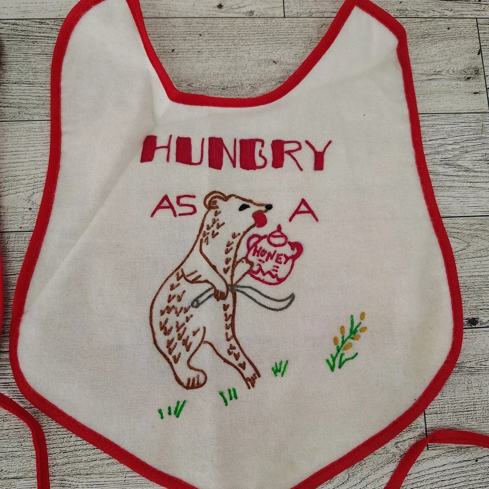 Vintage Baby Bibs Set of‎ 4 Animal Designs Red Trim Funny Cute Mouse Kitten Bear